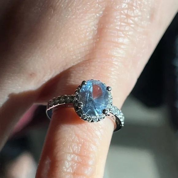 Vintage Estate Sterling Silver 925 Blue Topaz & Diamond Halo Ring – Size 6 - Picture 4 of 17